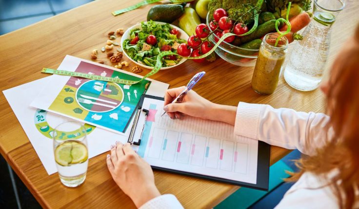 become a nutritionist