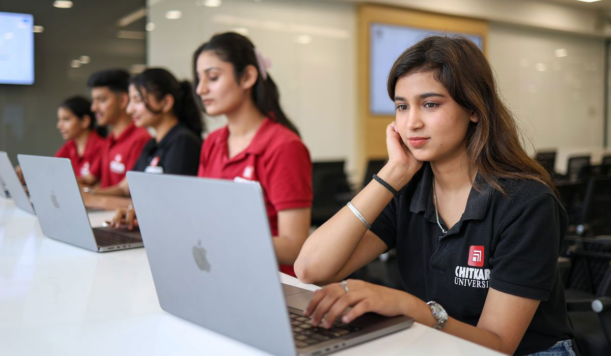 Students comparing CSE vs AI & Machine Learning career paths at Chitkara University