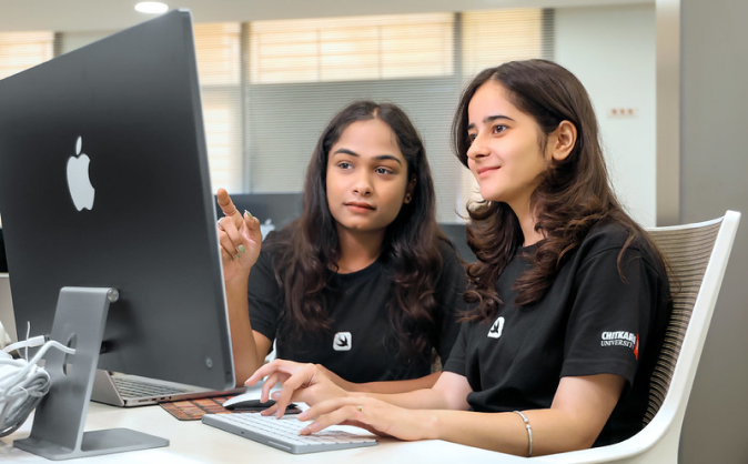 Students learning mobile app development in 4-Year B.E. in Computer Science & Engineering lab
